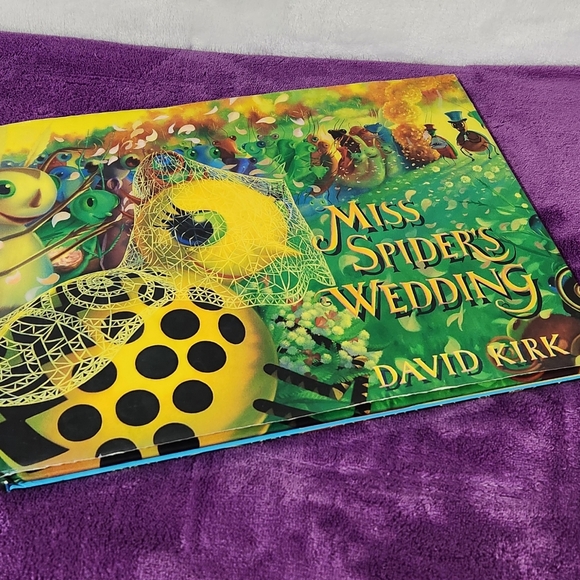 Miss Spider's 1995 Wedding Book David Kirk - Picture 9 of 9
